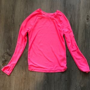 GAP rash guard